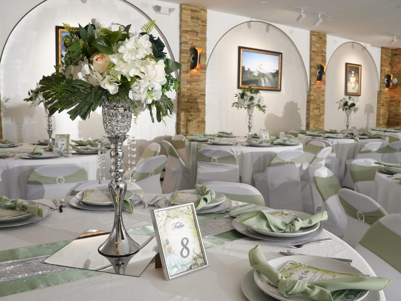 Table setting detail